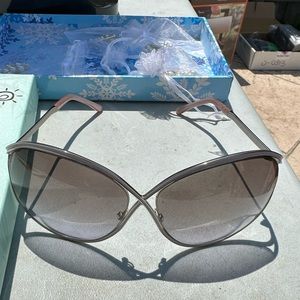 Tom ford sunglasses in as is condition